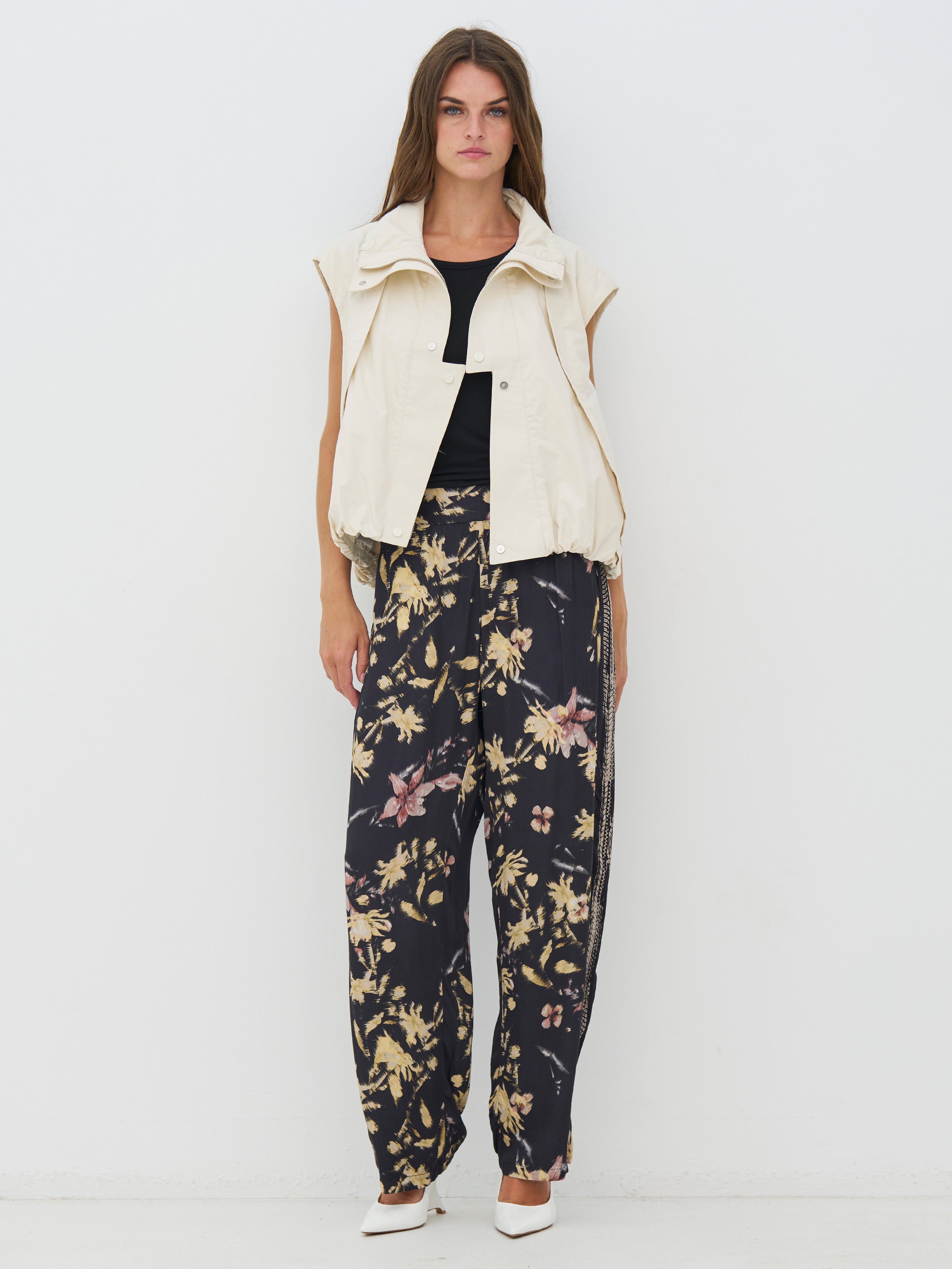 Nü Denmark Chelsea Vest Bone Hvid