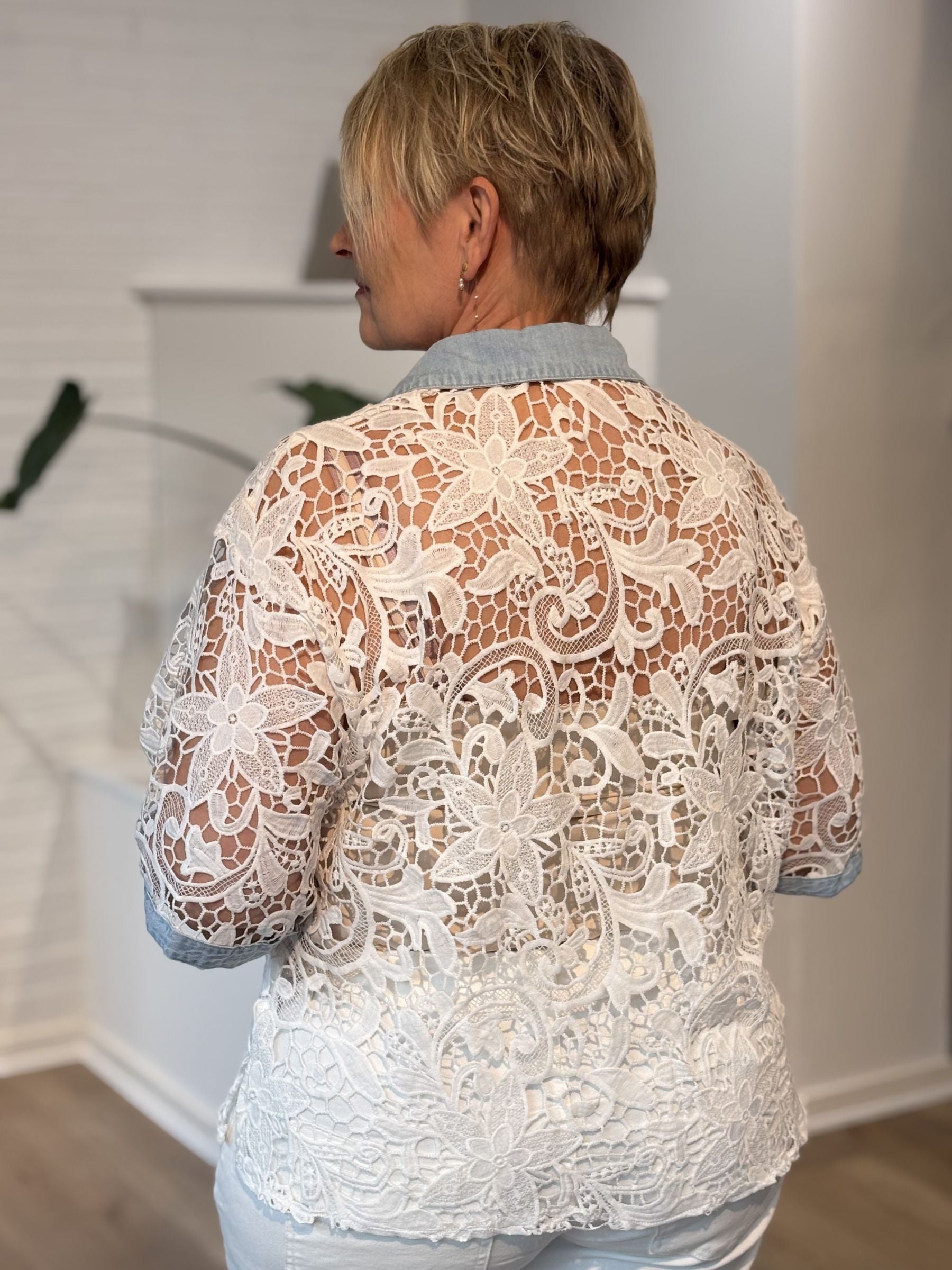 Sexy Woman Skjorte Broderi Flower Blå Hvid