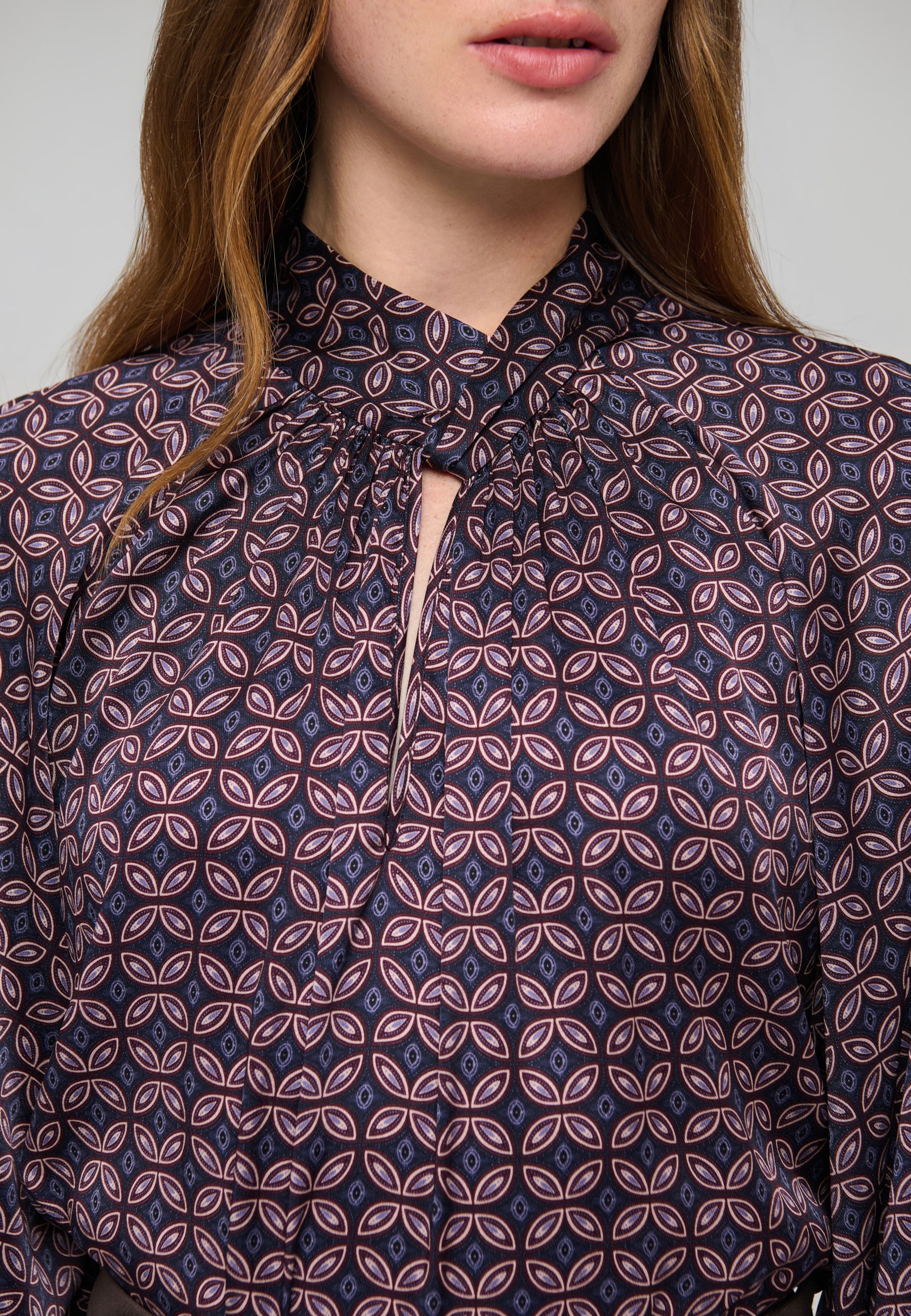 Dea Kudibal MADELAINE Bluse w Drape Detail Eclipse Moonlight Blå Lilla