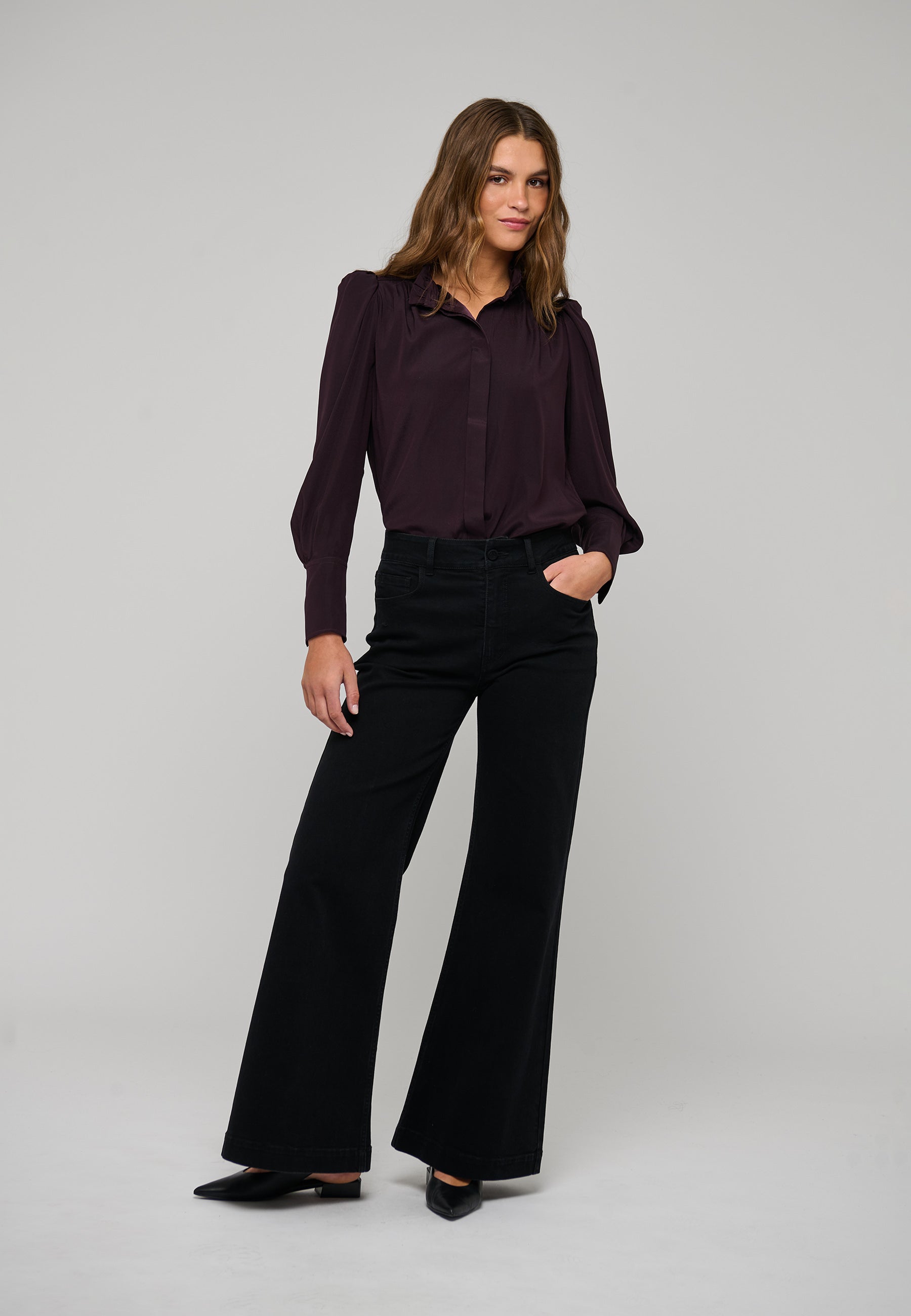 Dea Kudibal ROBERTA Skjorte Bluse w Ruffle Details Berry Wine