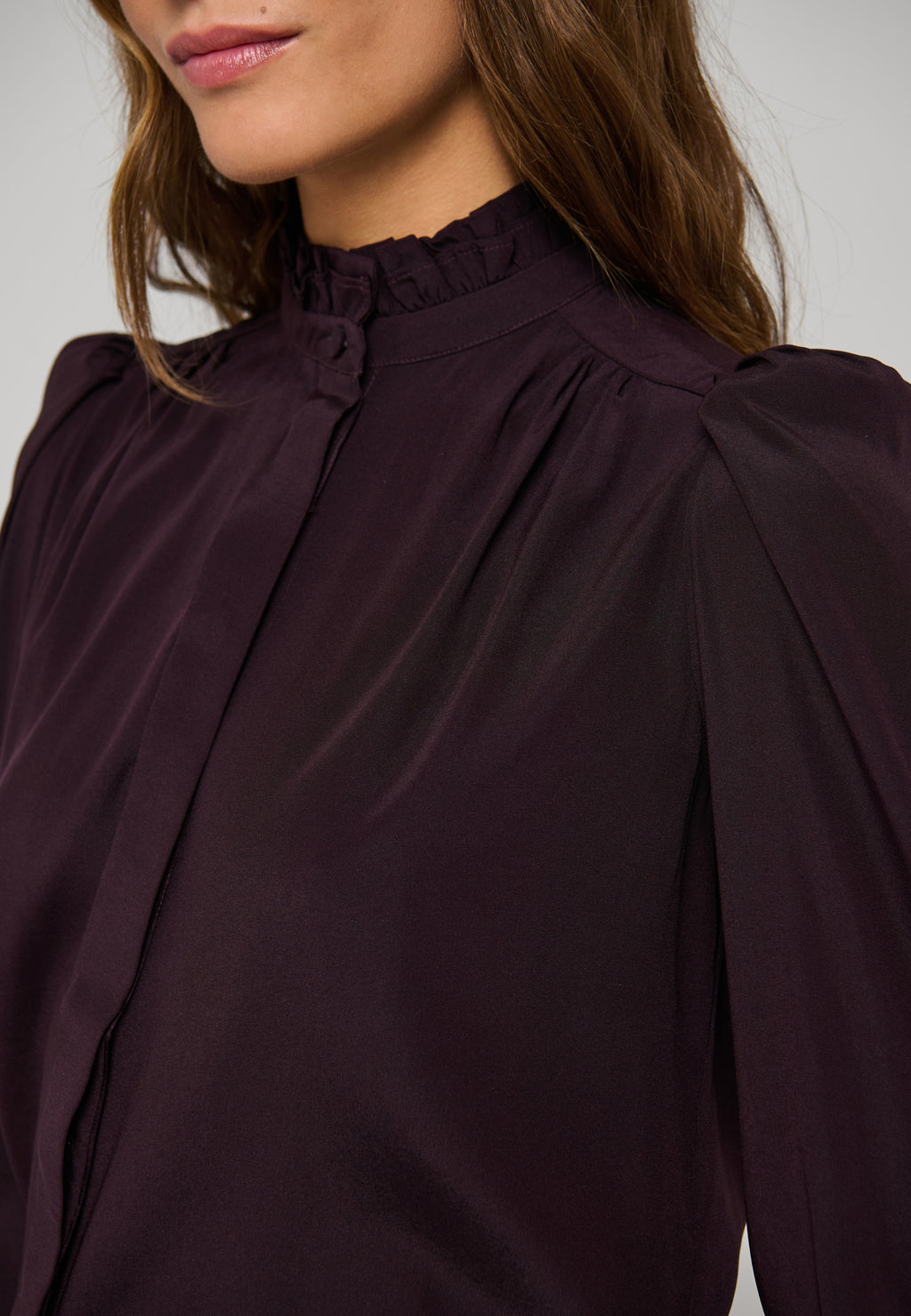 Dea Kudibal ROBERTA Skjorte Bluse w Ruffle Details Berry Wine