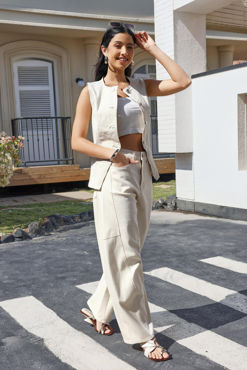 JEWELLY MARE Vest Ecru