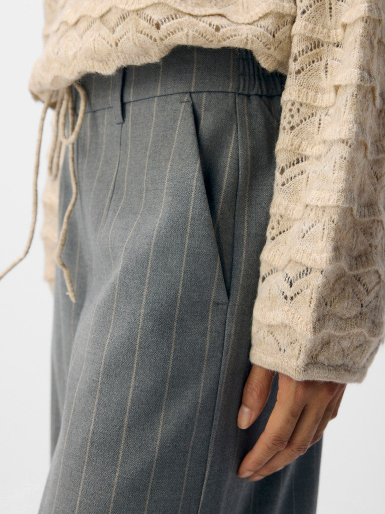 OBJECT LISA Wide Buks Stribet Medium Grå Humus Pins
