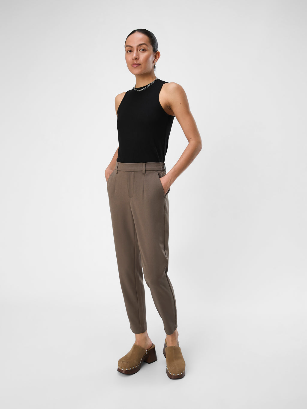 OBJECT LISA Slim Buks Morel Brun