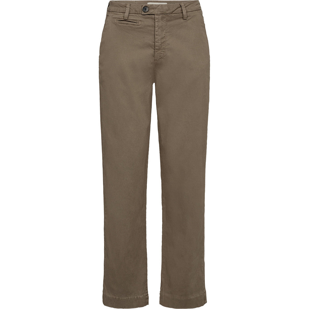 Pieszak PD Anika Chino Buks Support Weekend Lead Brun