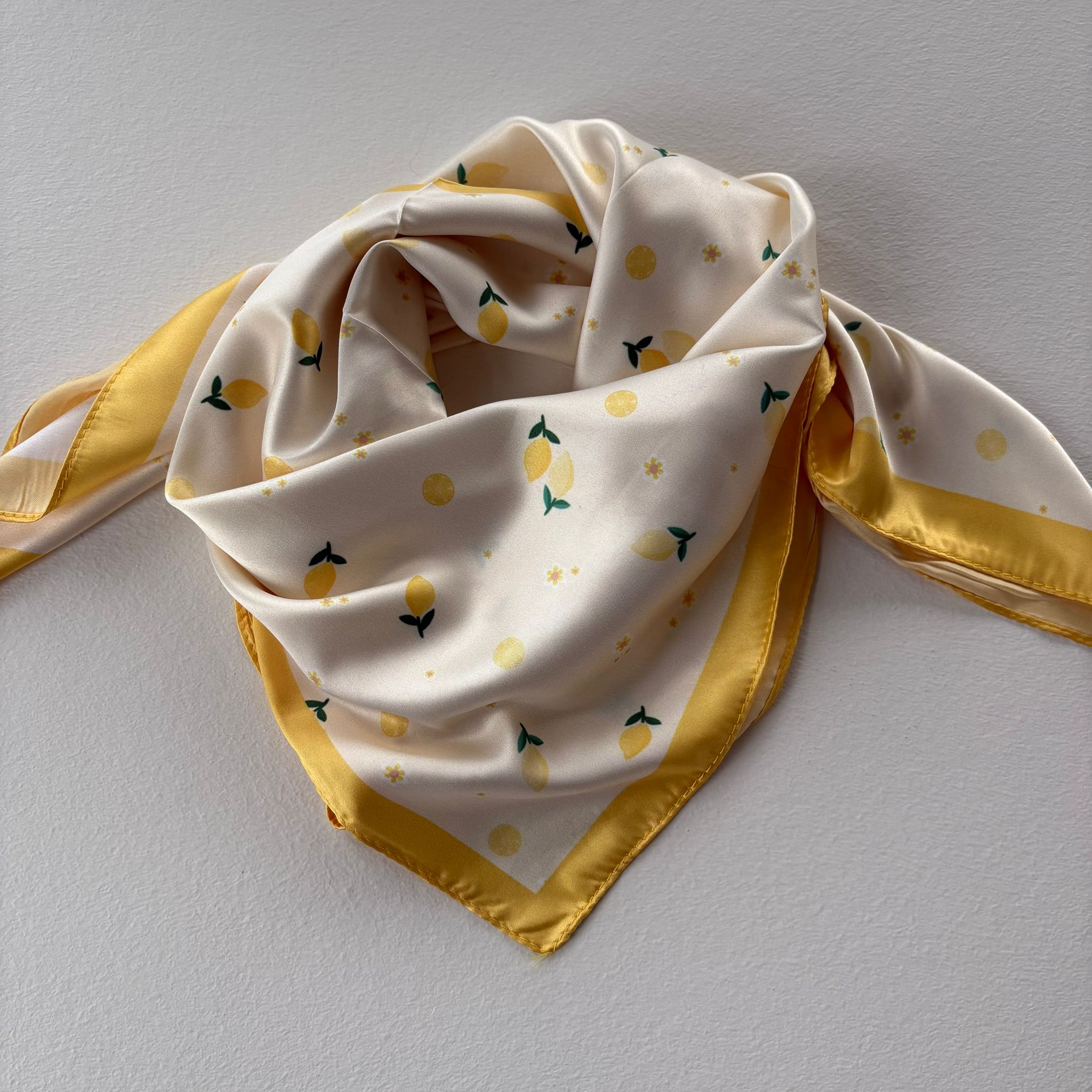 WILTO Tørklæde Gul