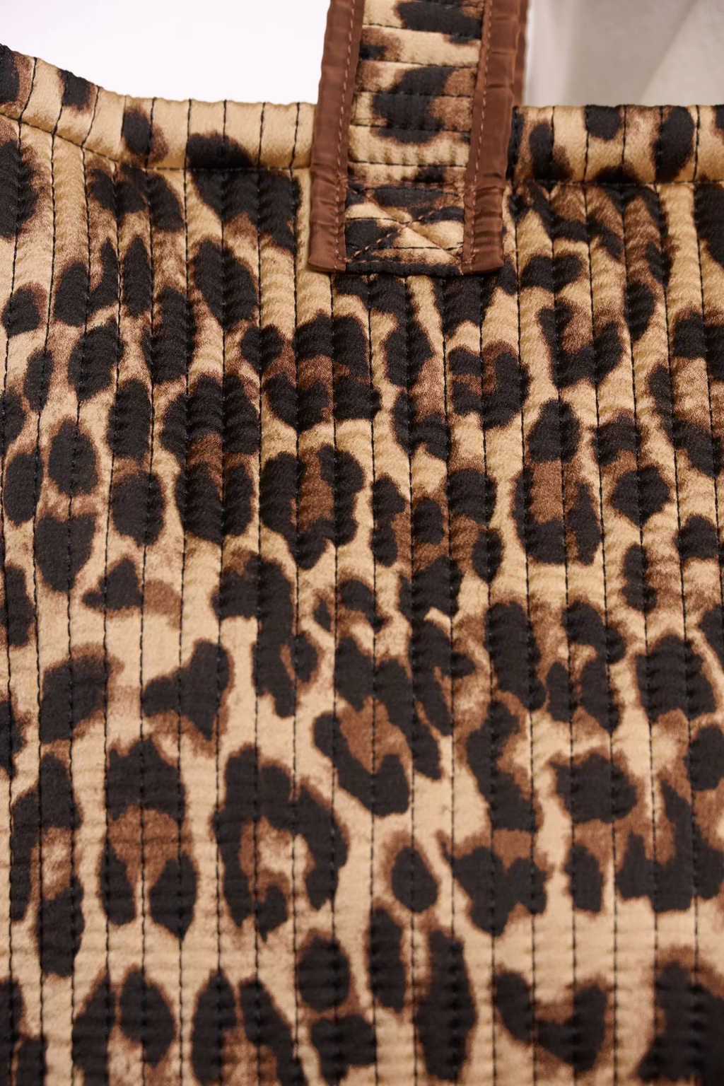 RINO & PELLE Ziba Skuldertaske Quilted Leopard Brun