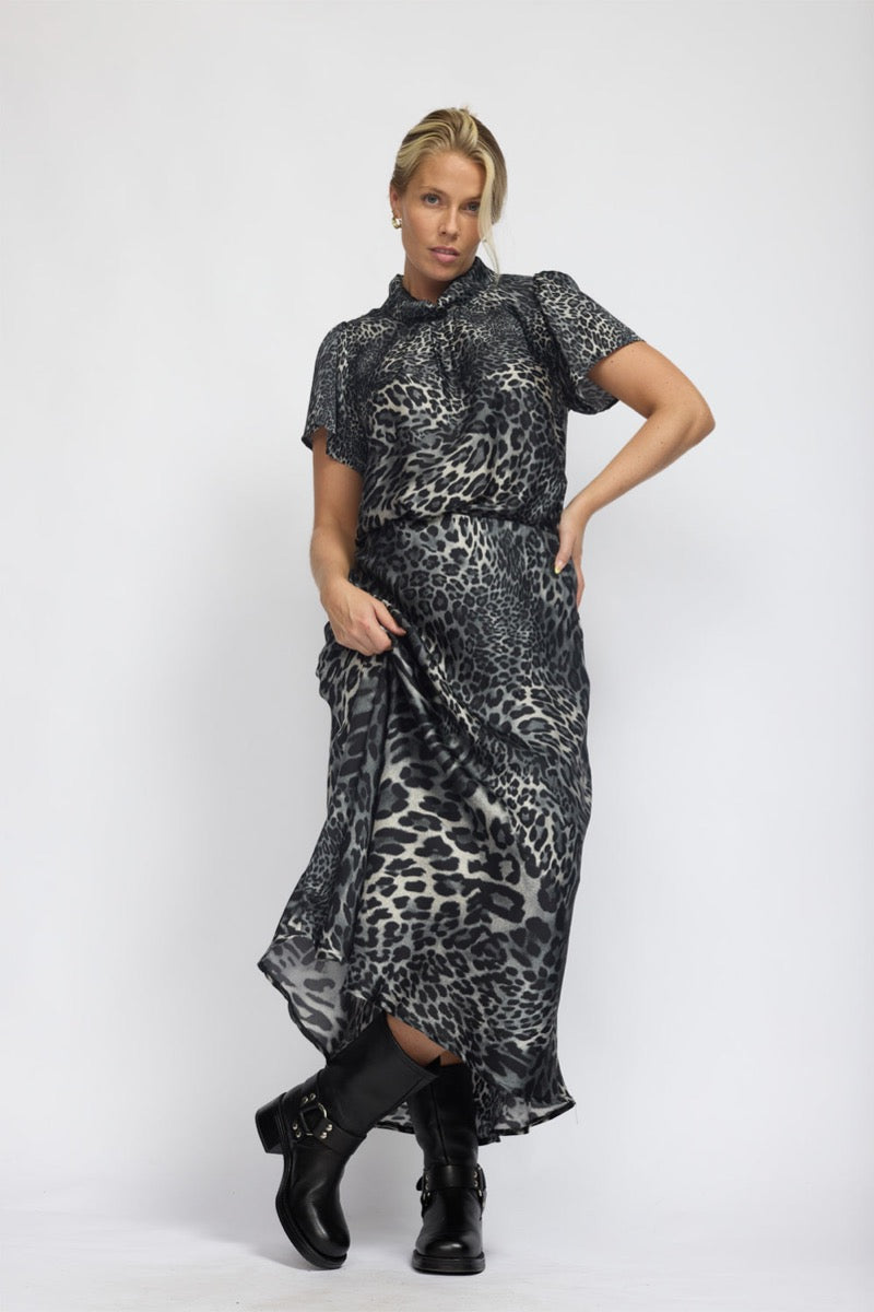 2 Biz Florence Bluse Sort Leo