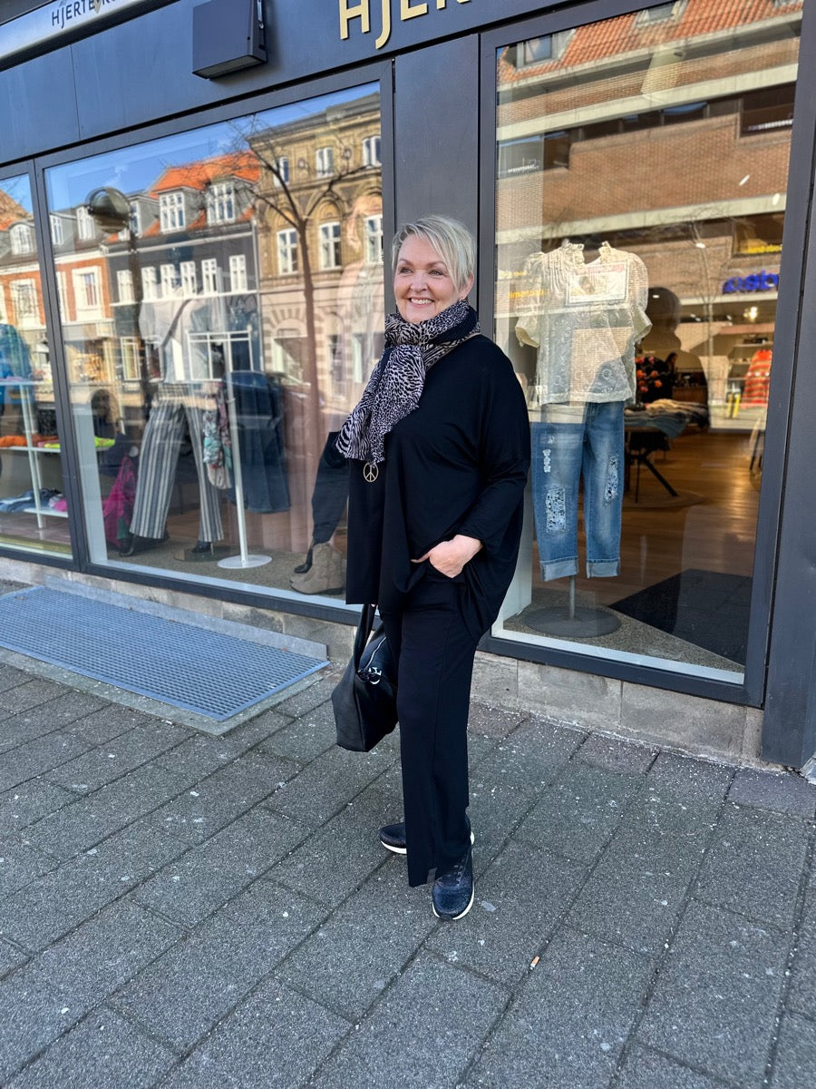 HSCPH Bluse V-Hals Sort