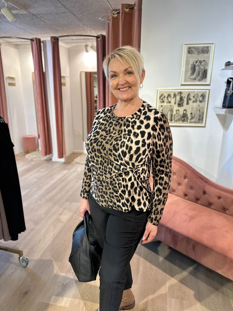 Liberte Alma T-shirt Langærmet Big Lux Leo Fossil