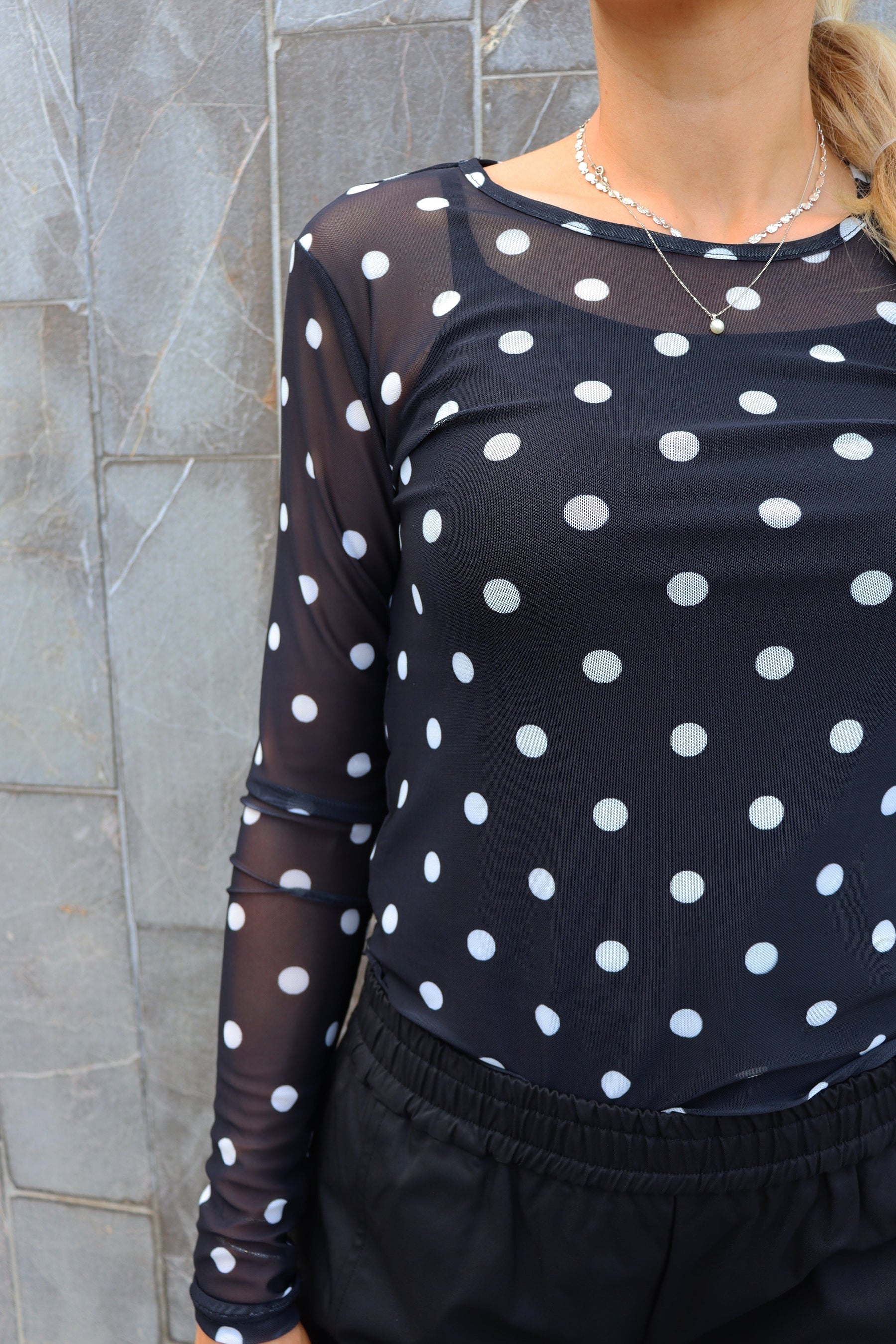 Liberte Mesh Langærmet T-Shirt Store Prikker Sort Hvid