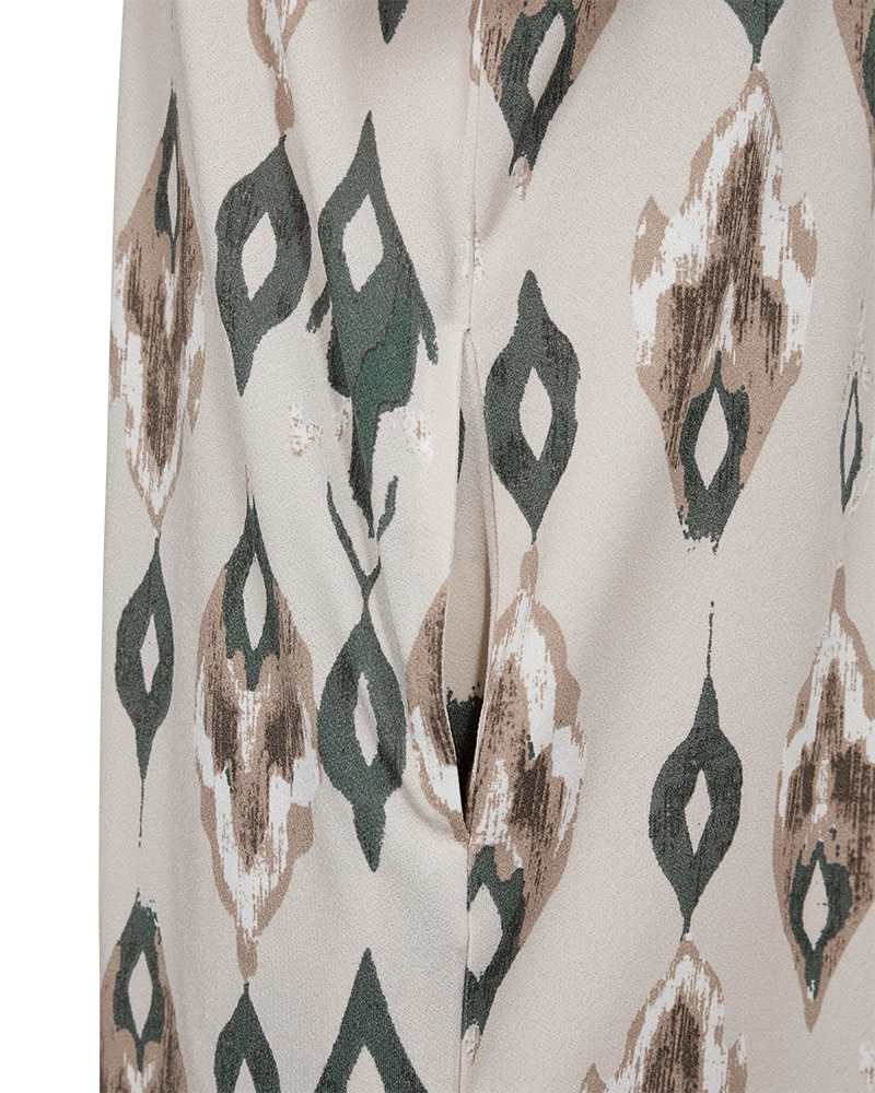 Freequent Floi Kjole Moonbeam Beige w Dark Forest Grøn